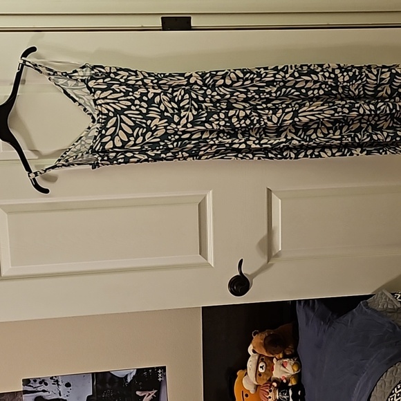 Kaia Dress in Fern (from Sample Sale) - Picture 4 of 7